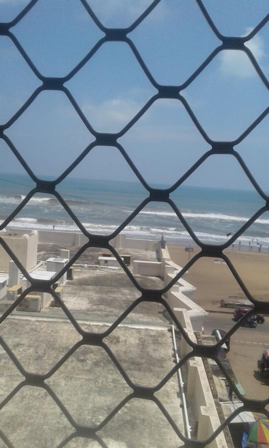 Ganesh Lodge Puri Buitenkant foto